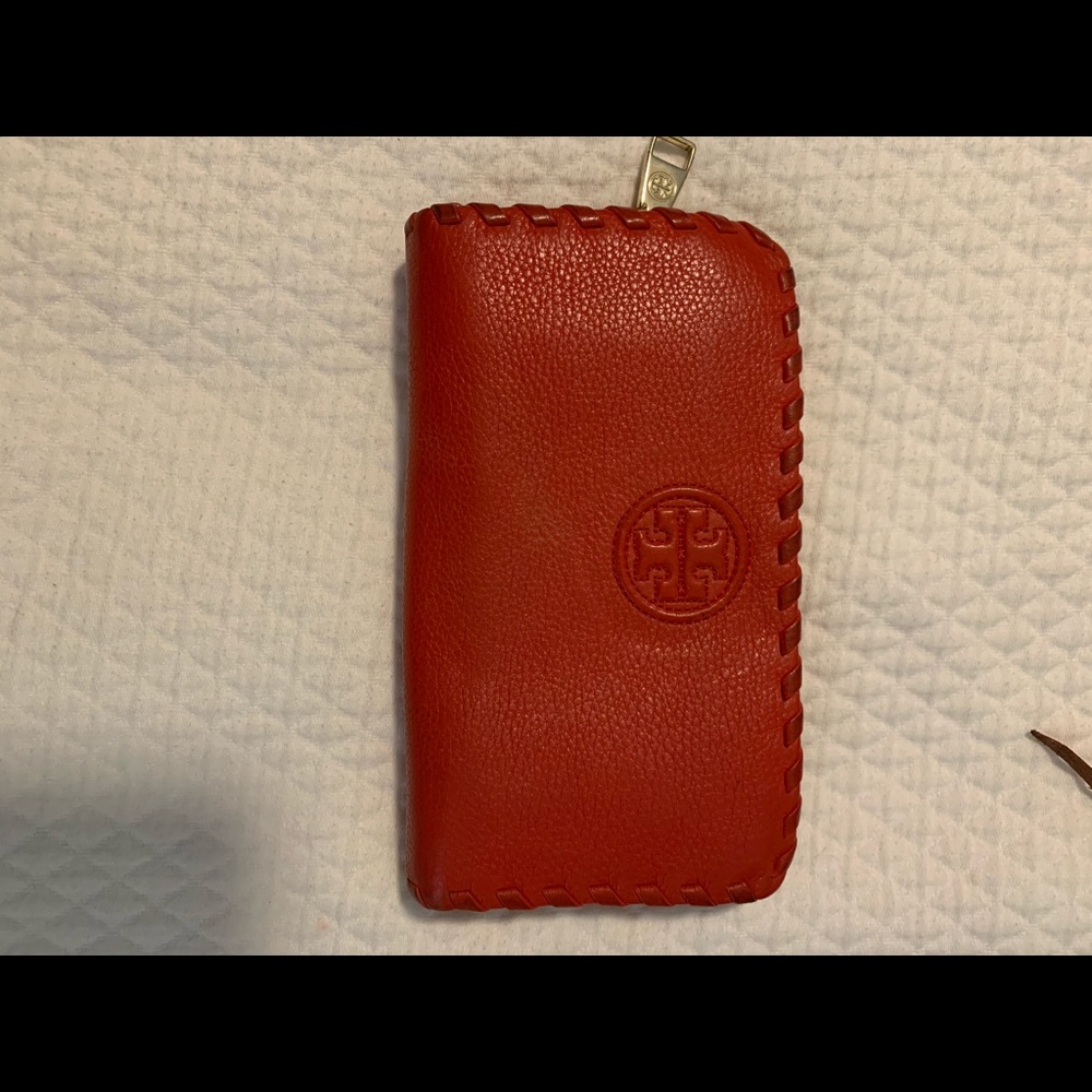 Tory Burch wallet